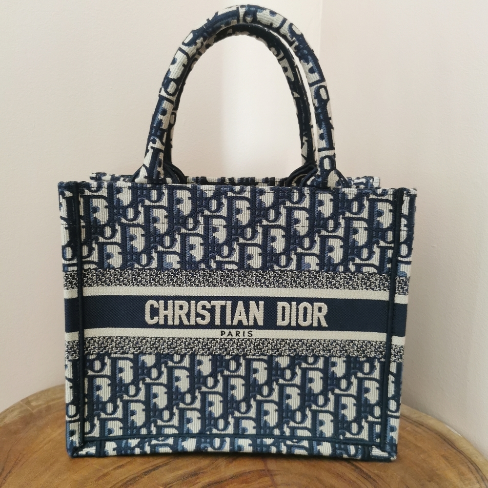 ❌SOLD❌ Dior Small Booktote - Picture 1 of 9